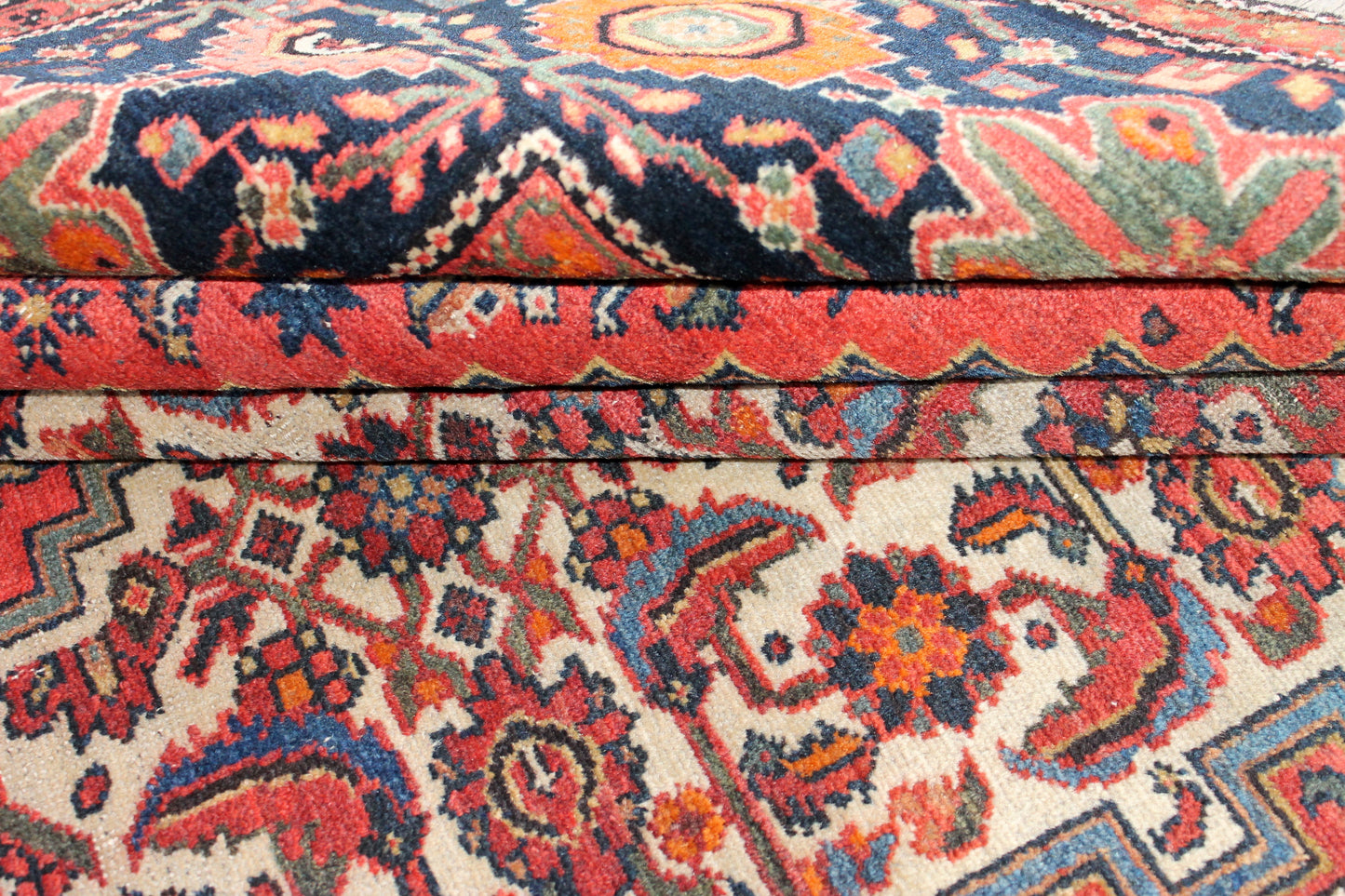 Farahan Antik