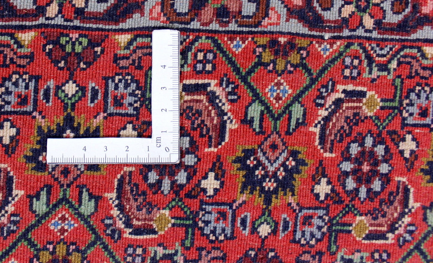 Bidjar Tekab