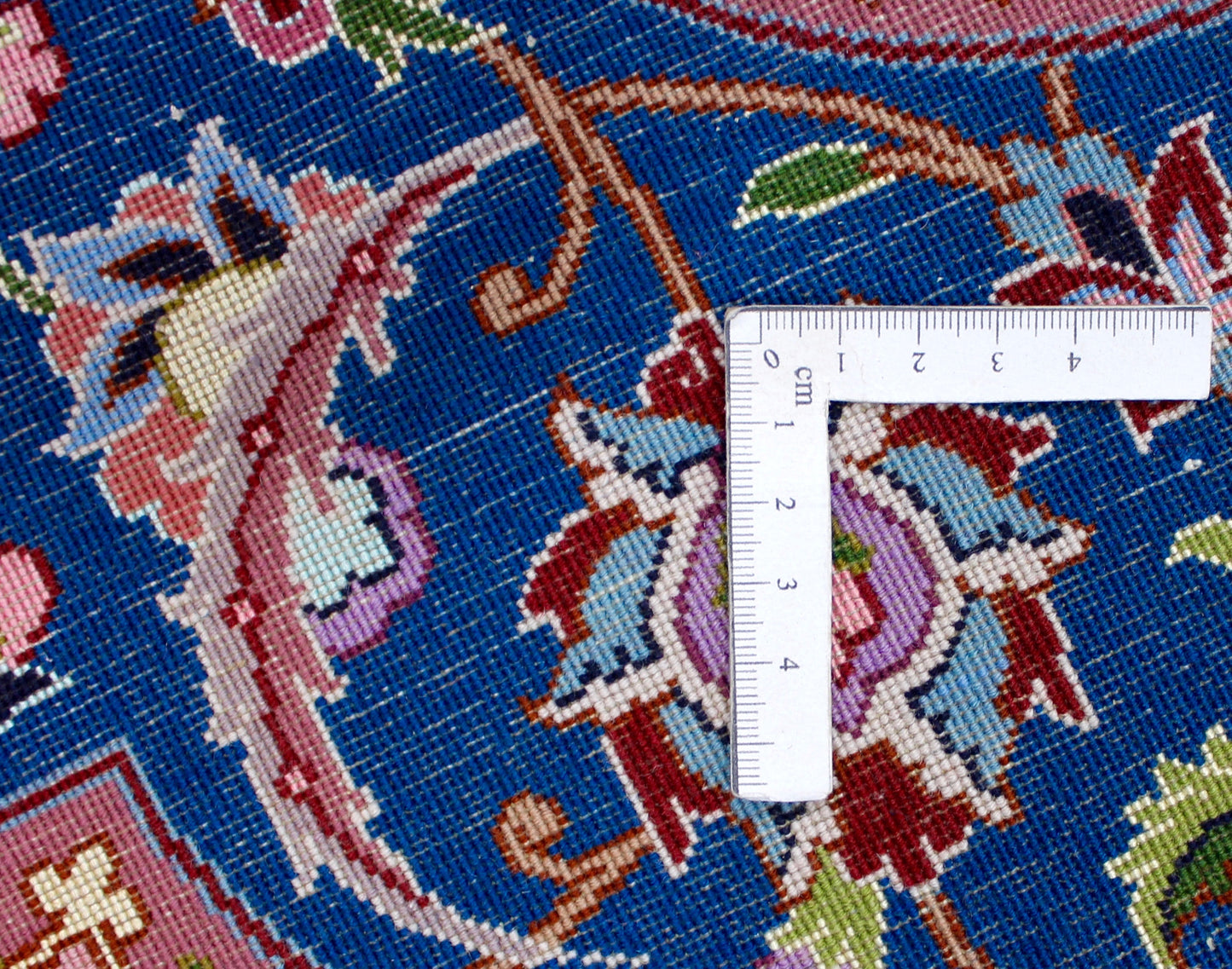 Täbriz 50 Raj rund mit Seide