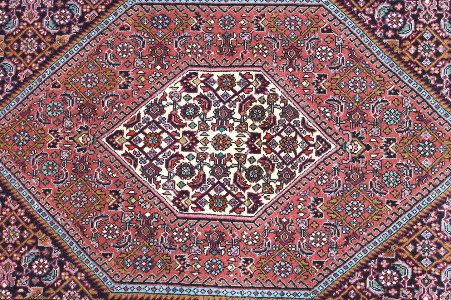 Bidjar tekab