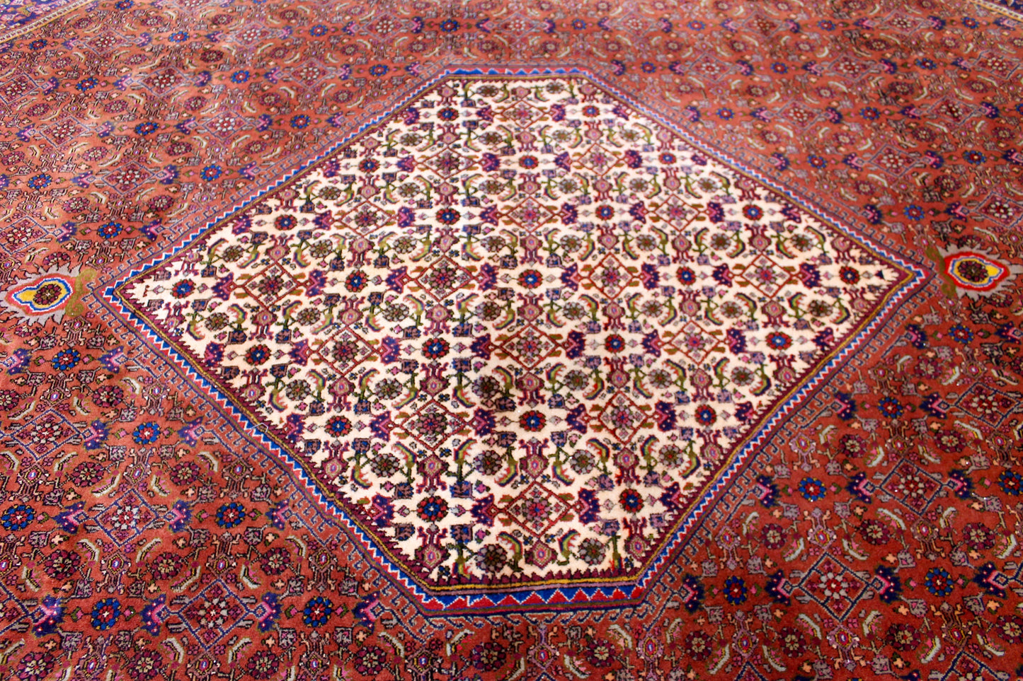 Bidjar Tekab