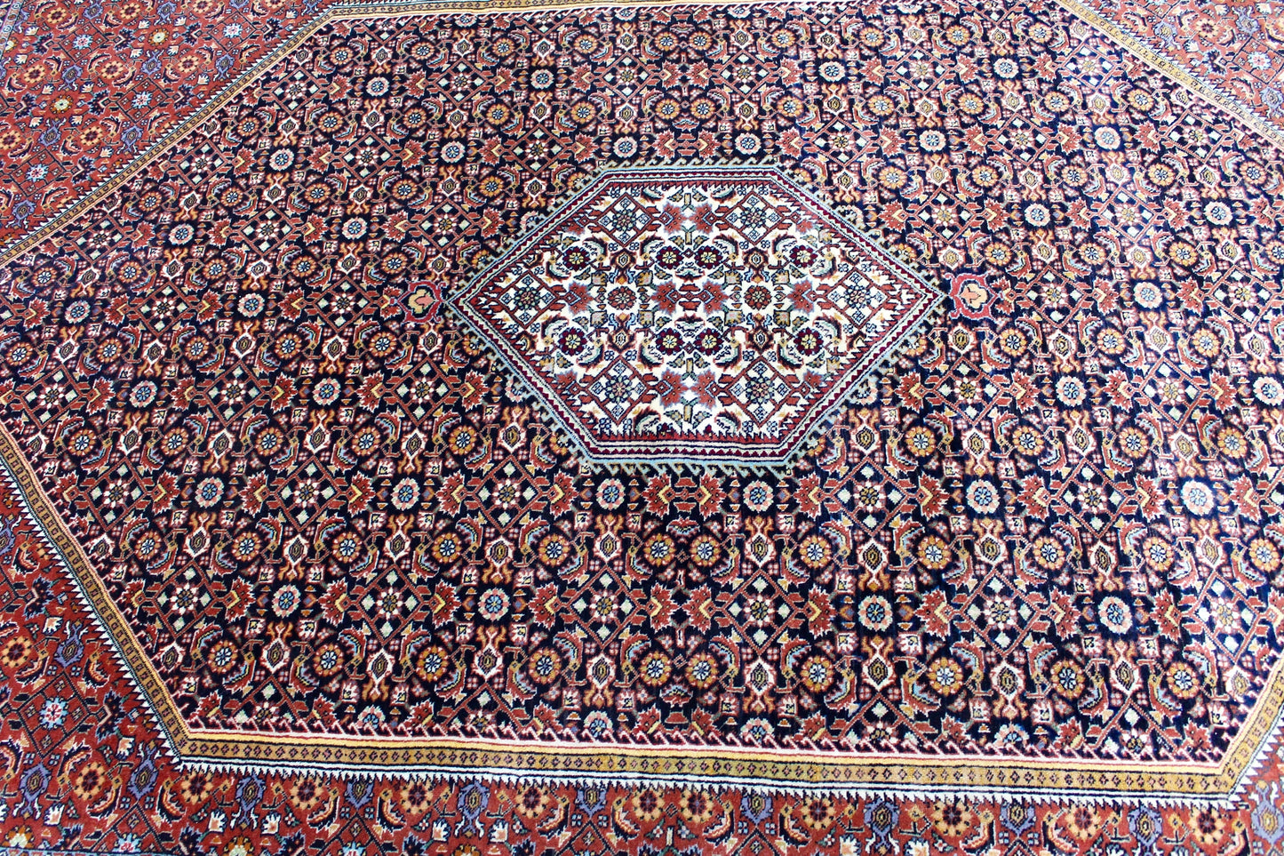 Bidjar Tekab