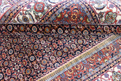 Bidjar Tekab