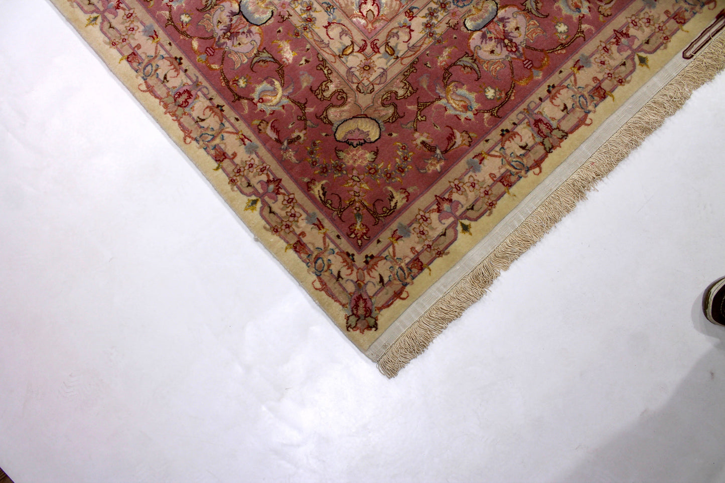Tabriz 60R