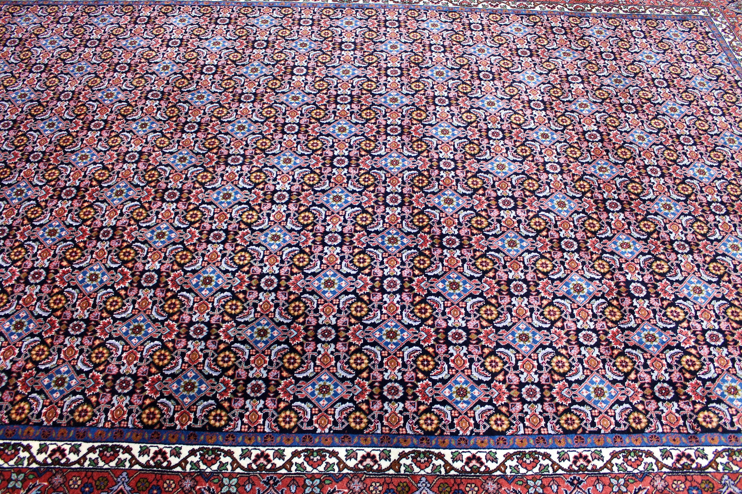 Bidjar Tekab