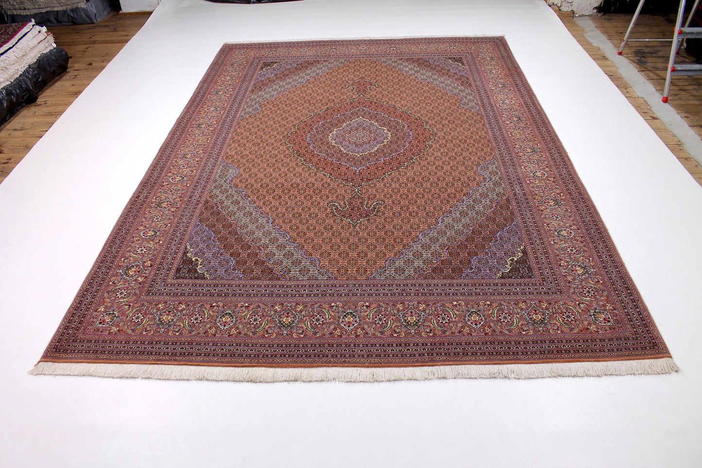 Tabriz 50R Mahi