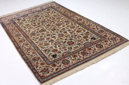 Kashan Weiss