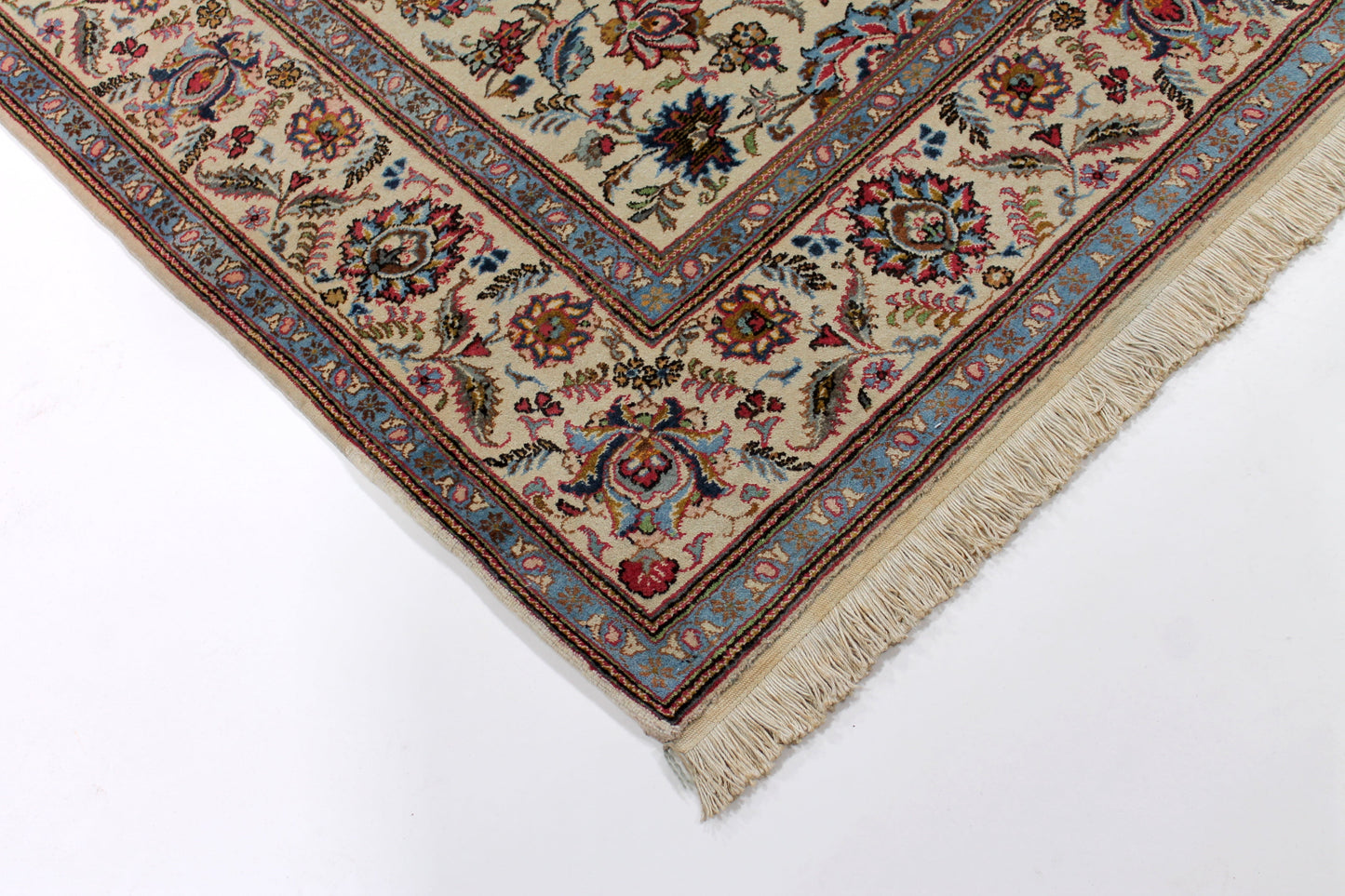 Kashan Weiss