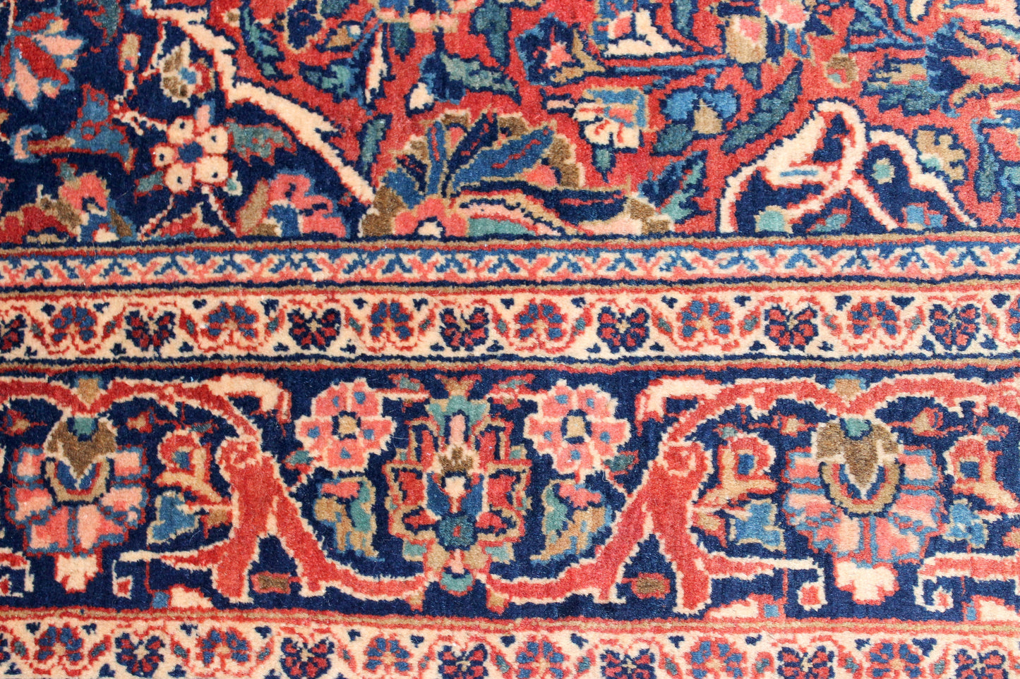 Kashan Antik