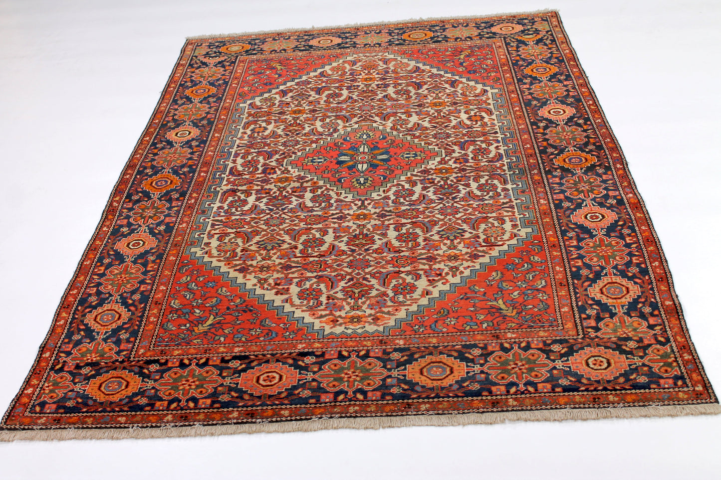 Farahan Antik