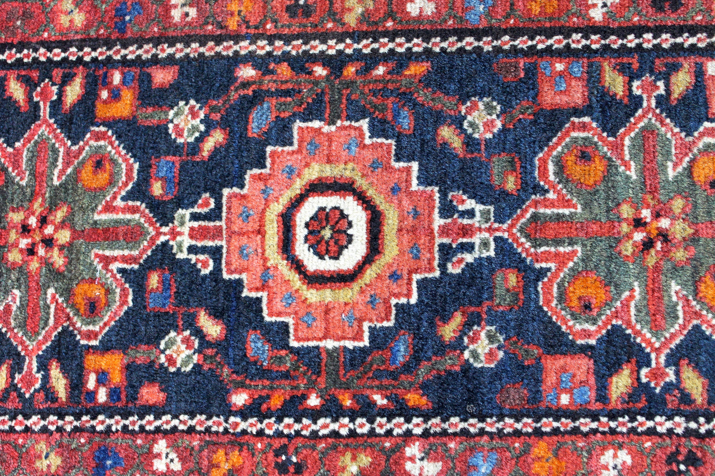 Farahan Antik