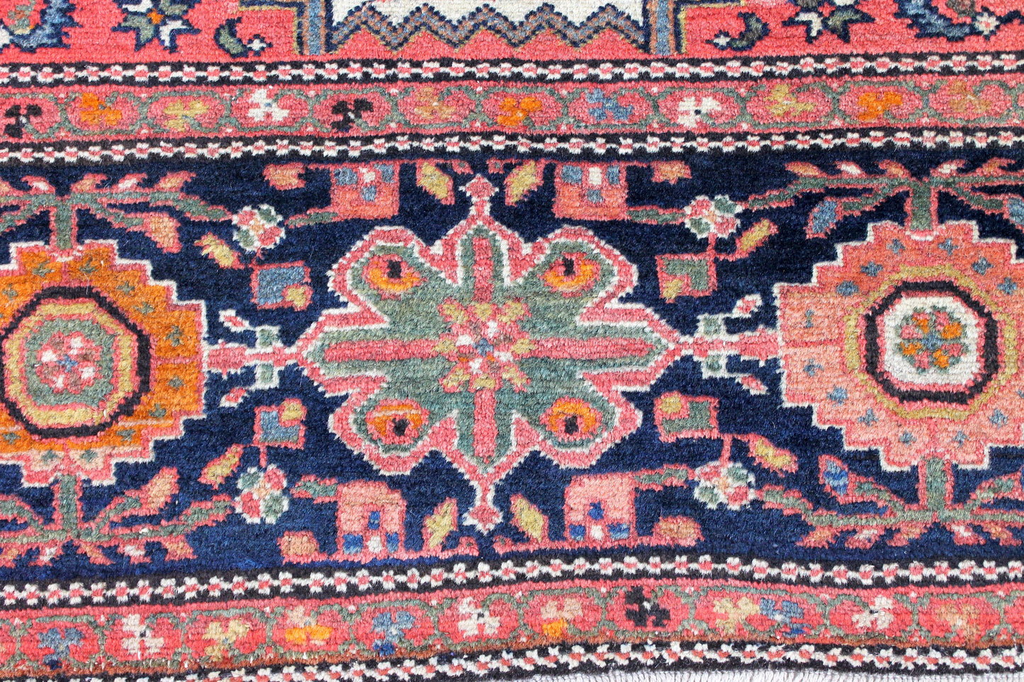 Farahan Antik