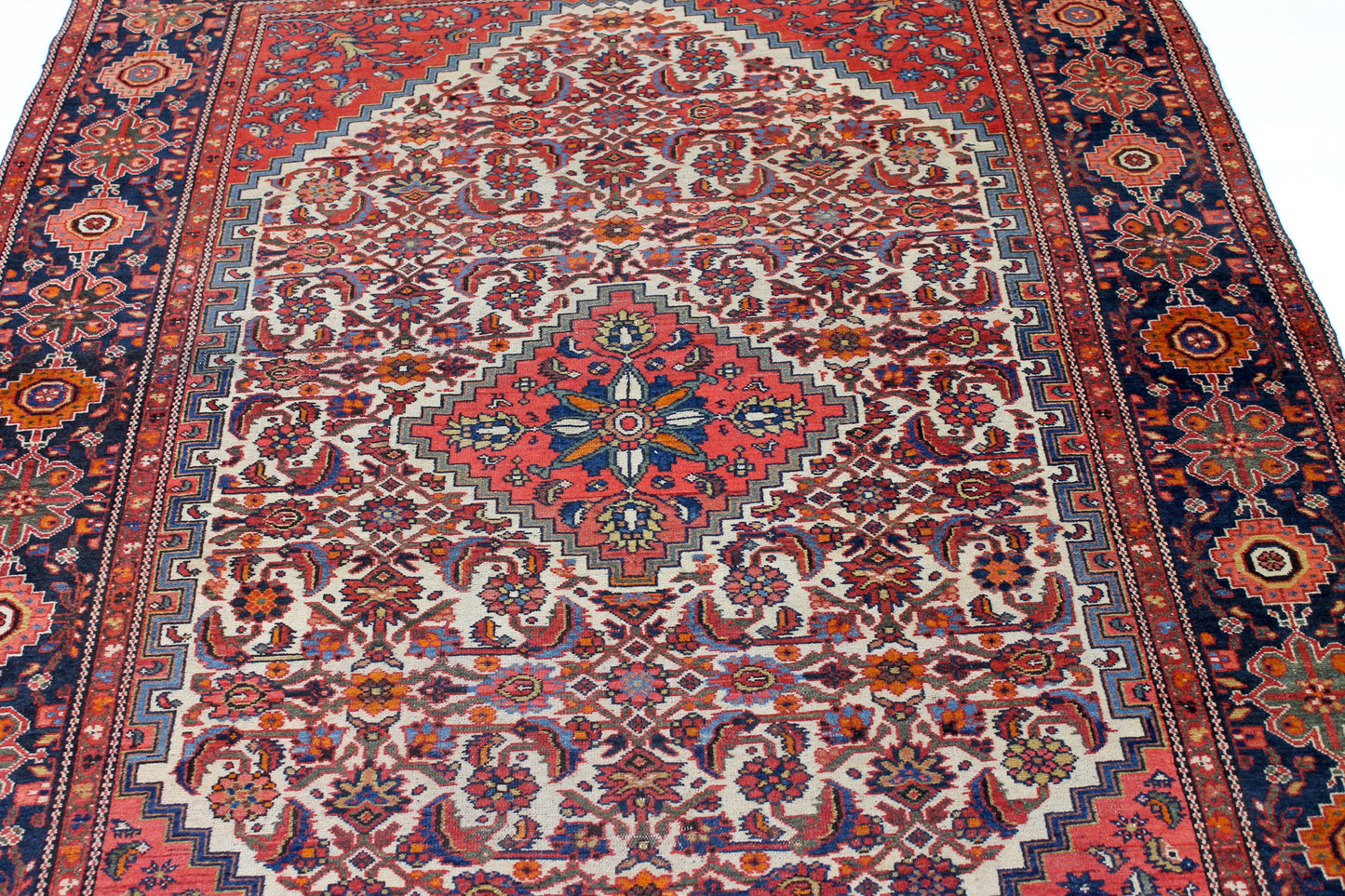 Farahan Antik