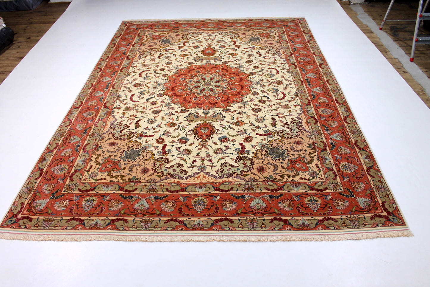 Tabriz 60R