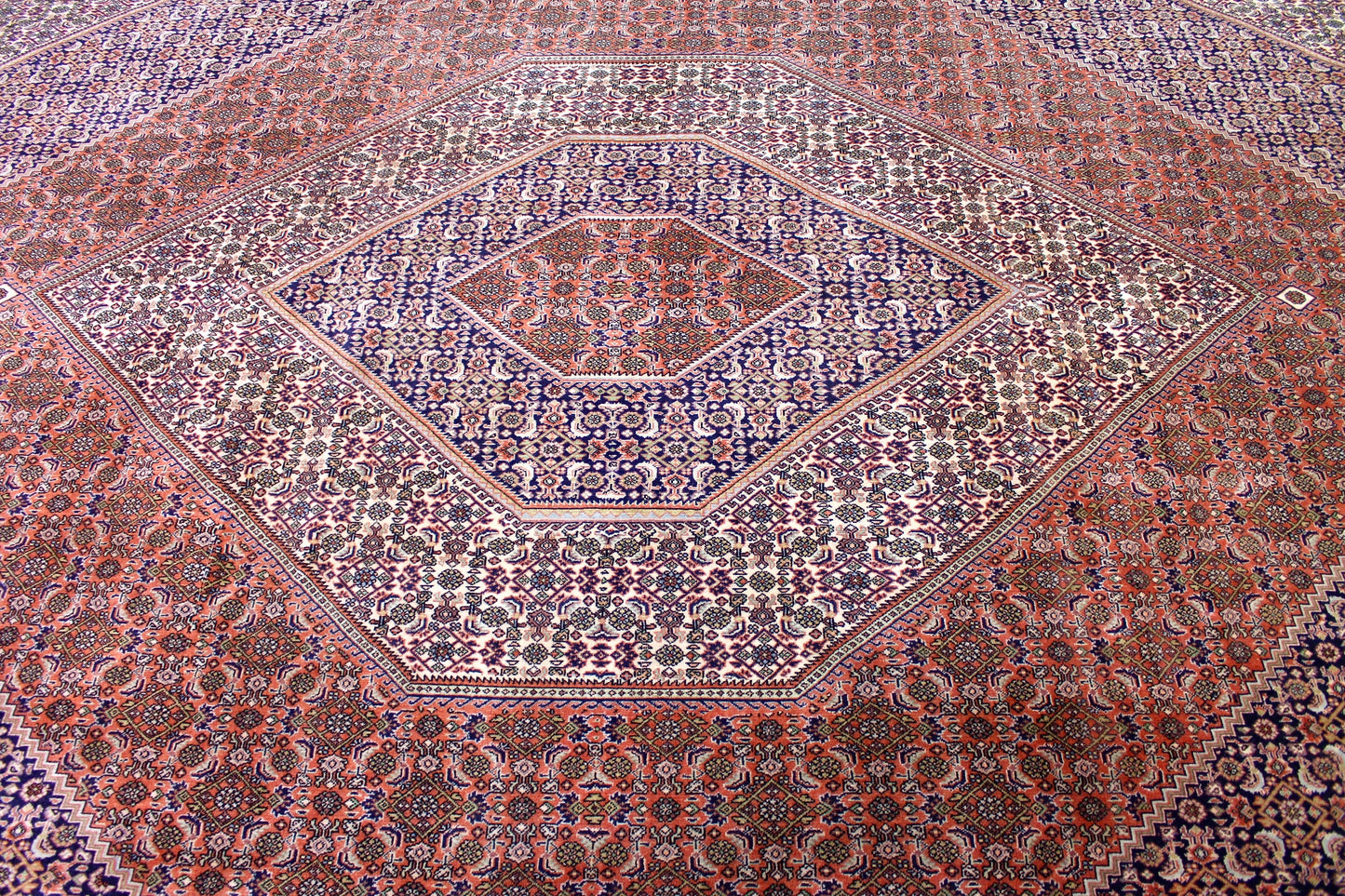 Bidjar Tekab