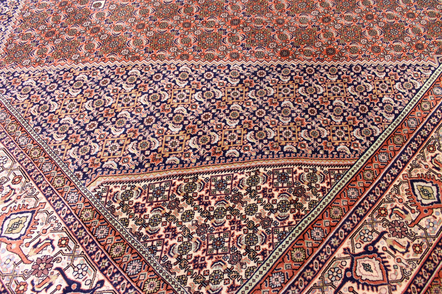 Bidjar Tekab