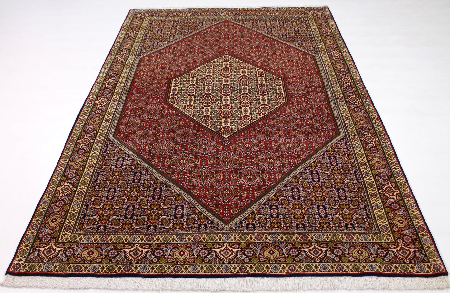 Bidjar Tekab