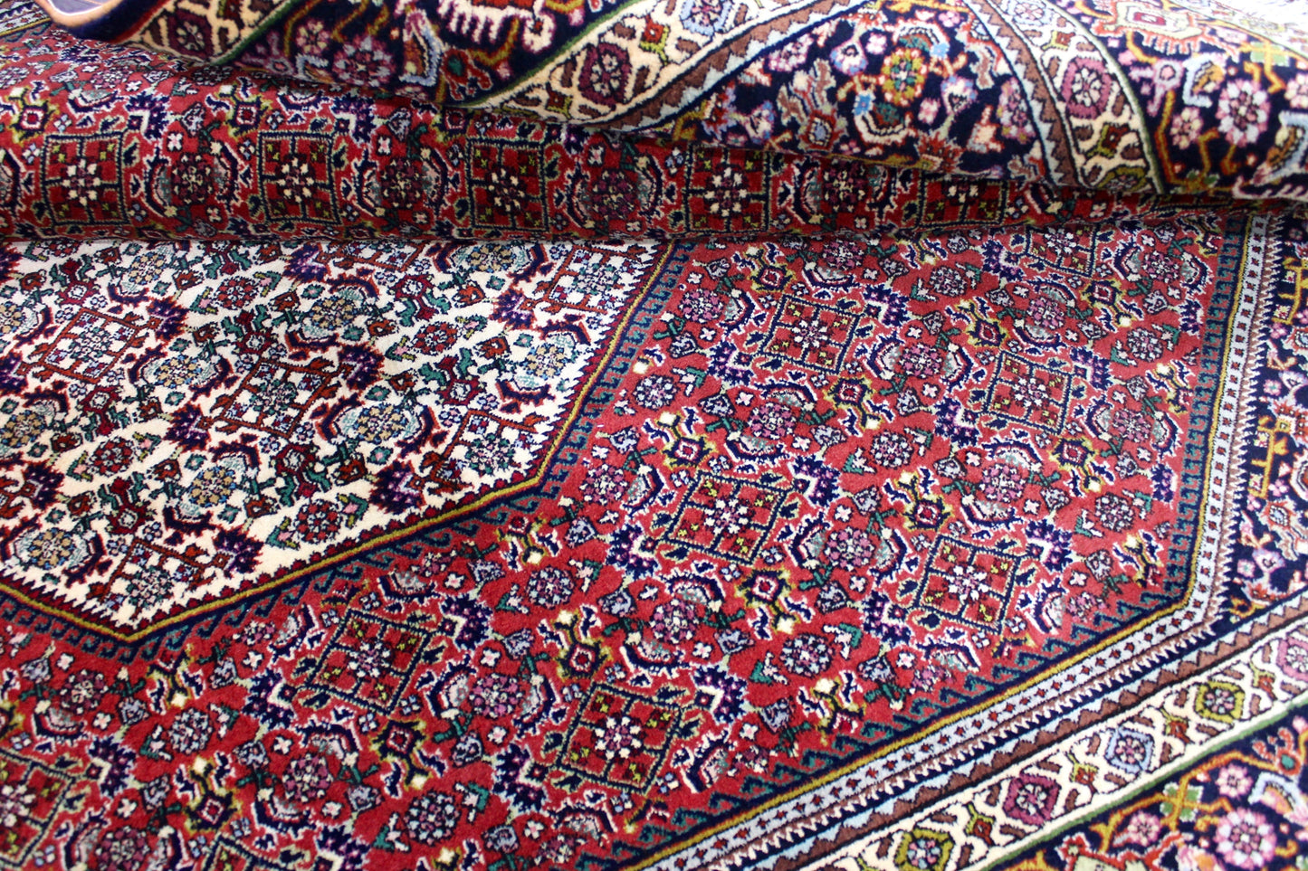 Bidjar Tekab