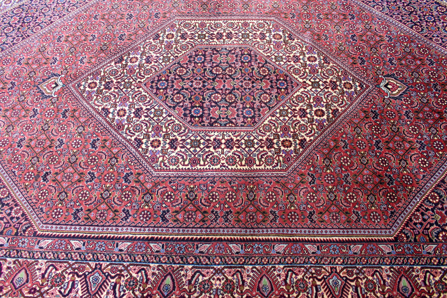Bidjar Tekab