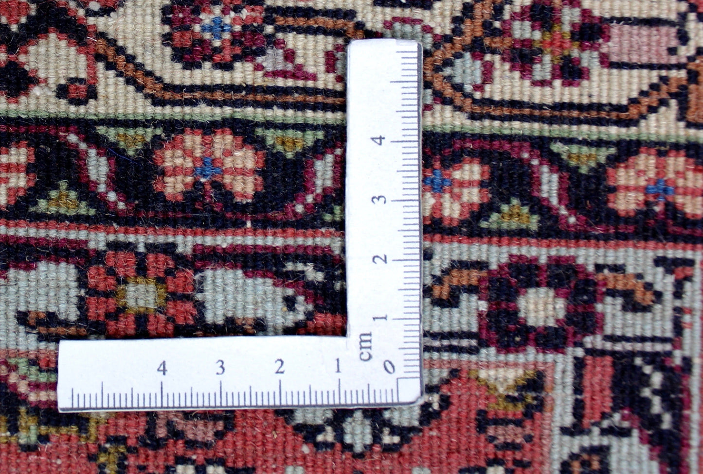 Bidjar Tekab