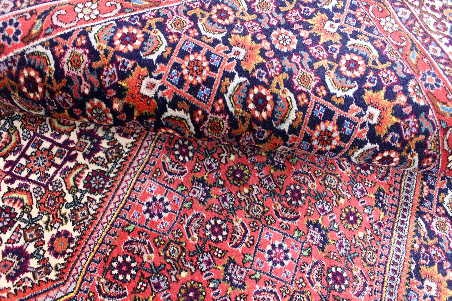 Bidjar Tekab