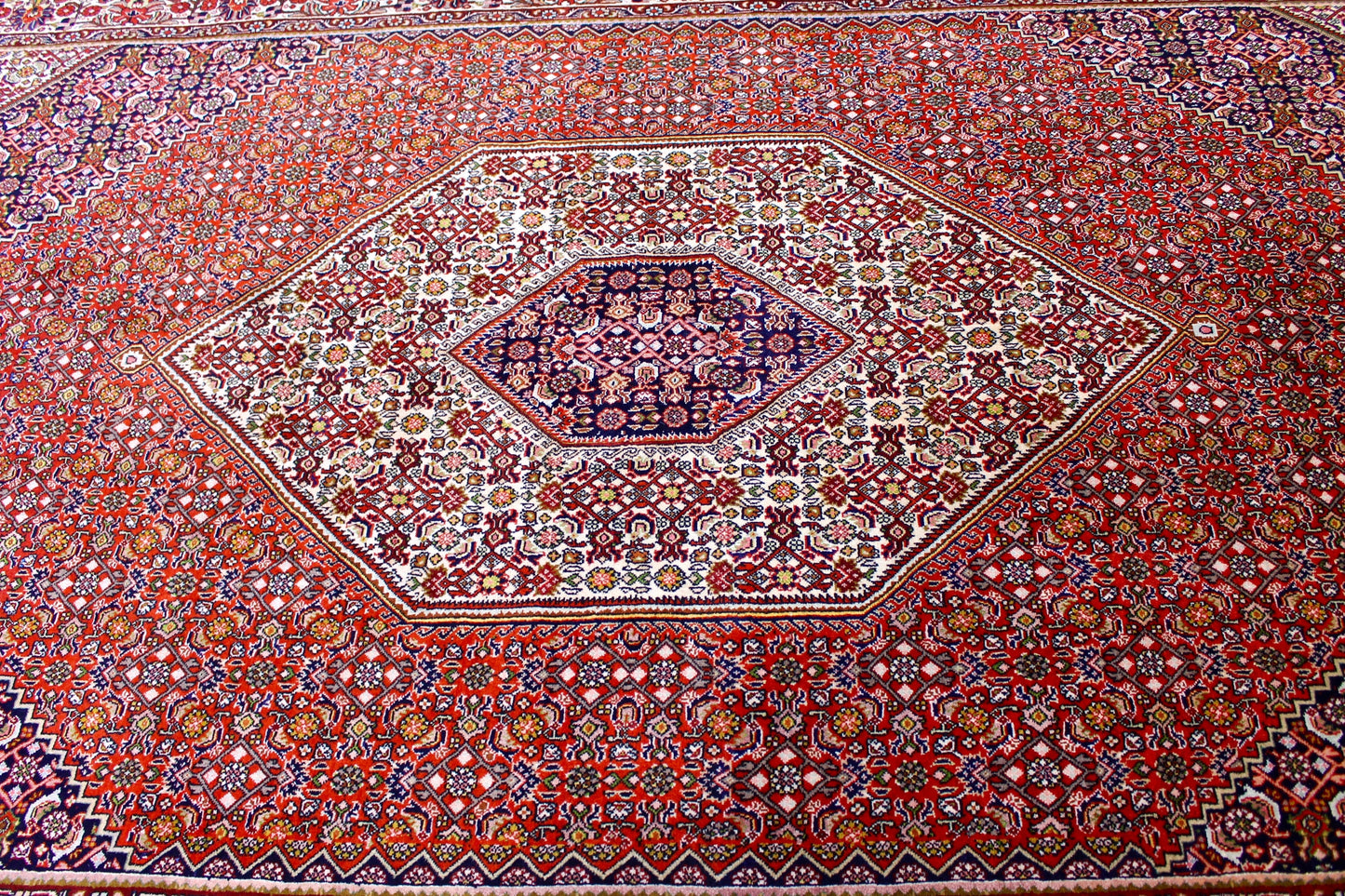Bidjar Tekab
