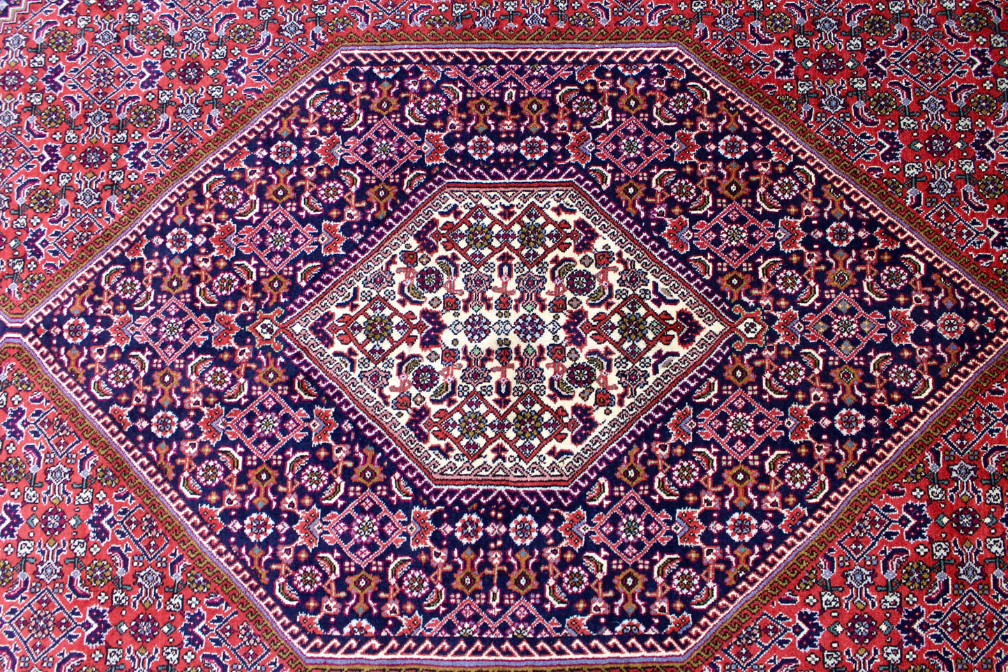 Bidjar Tekab