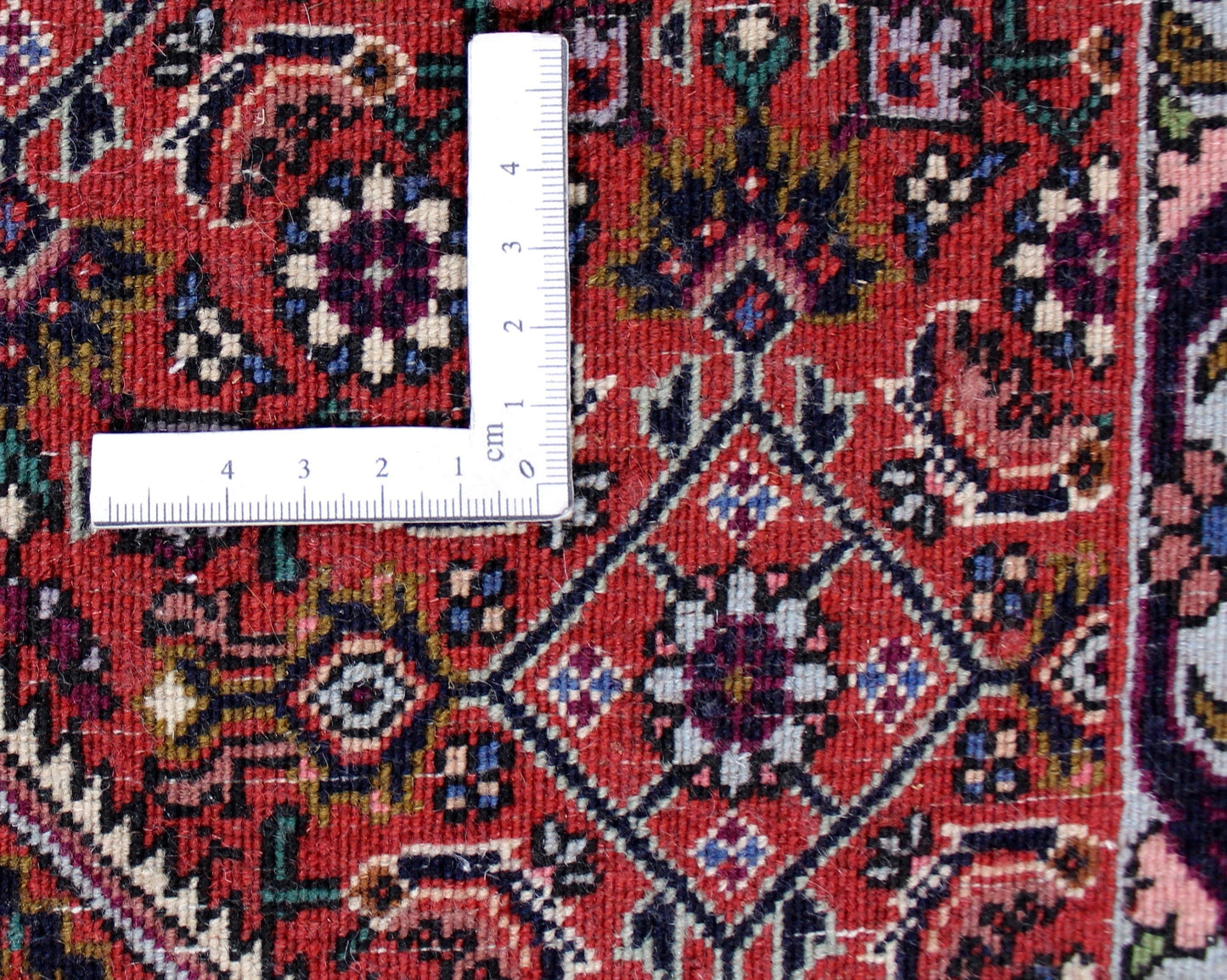 Bidjar Tekab