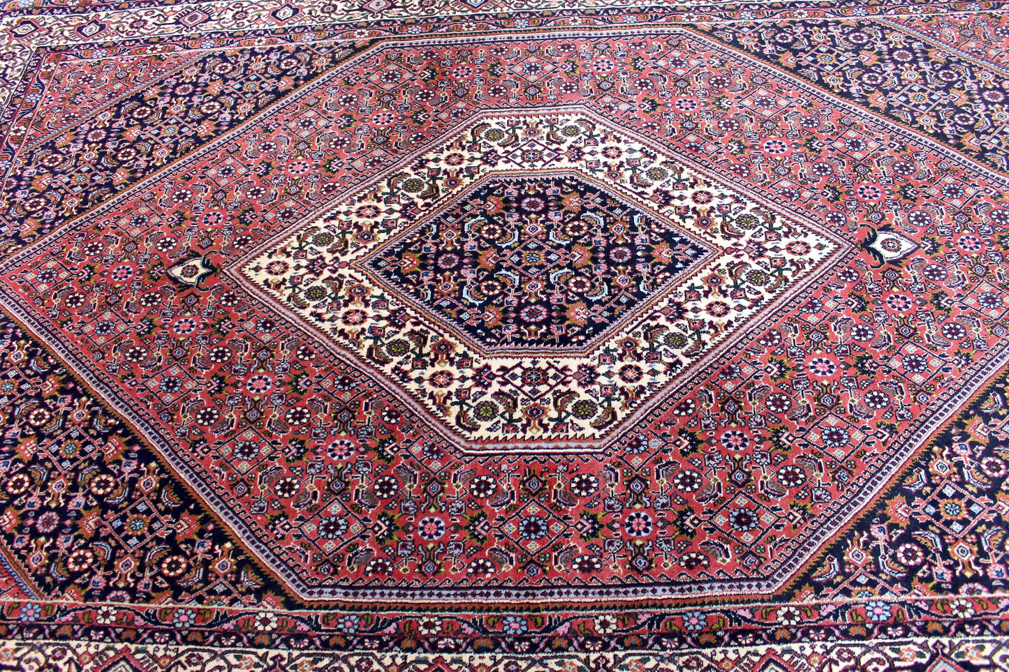Bidjar Tekab