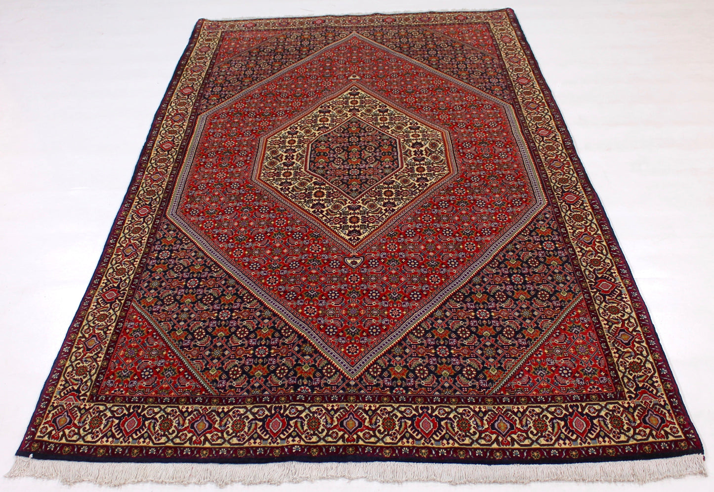 Bidjar Tekab