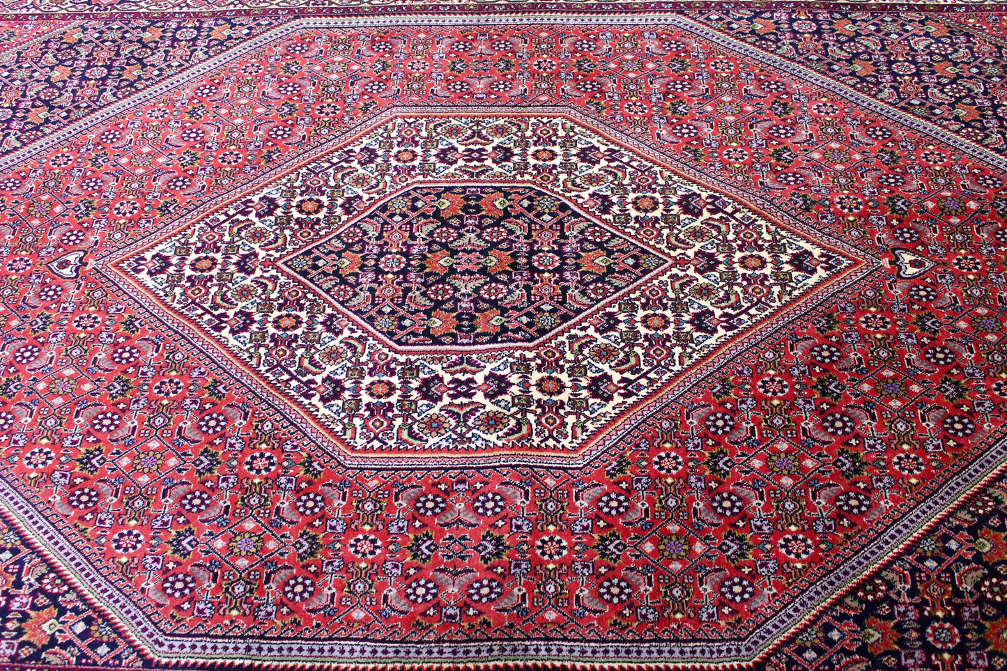 Bidjar Tekab
