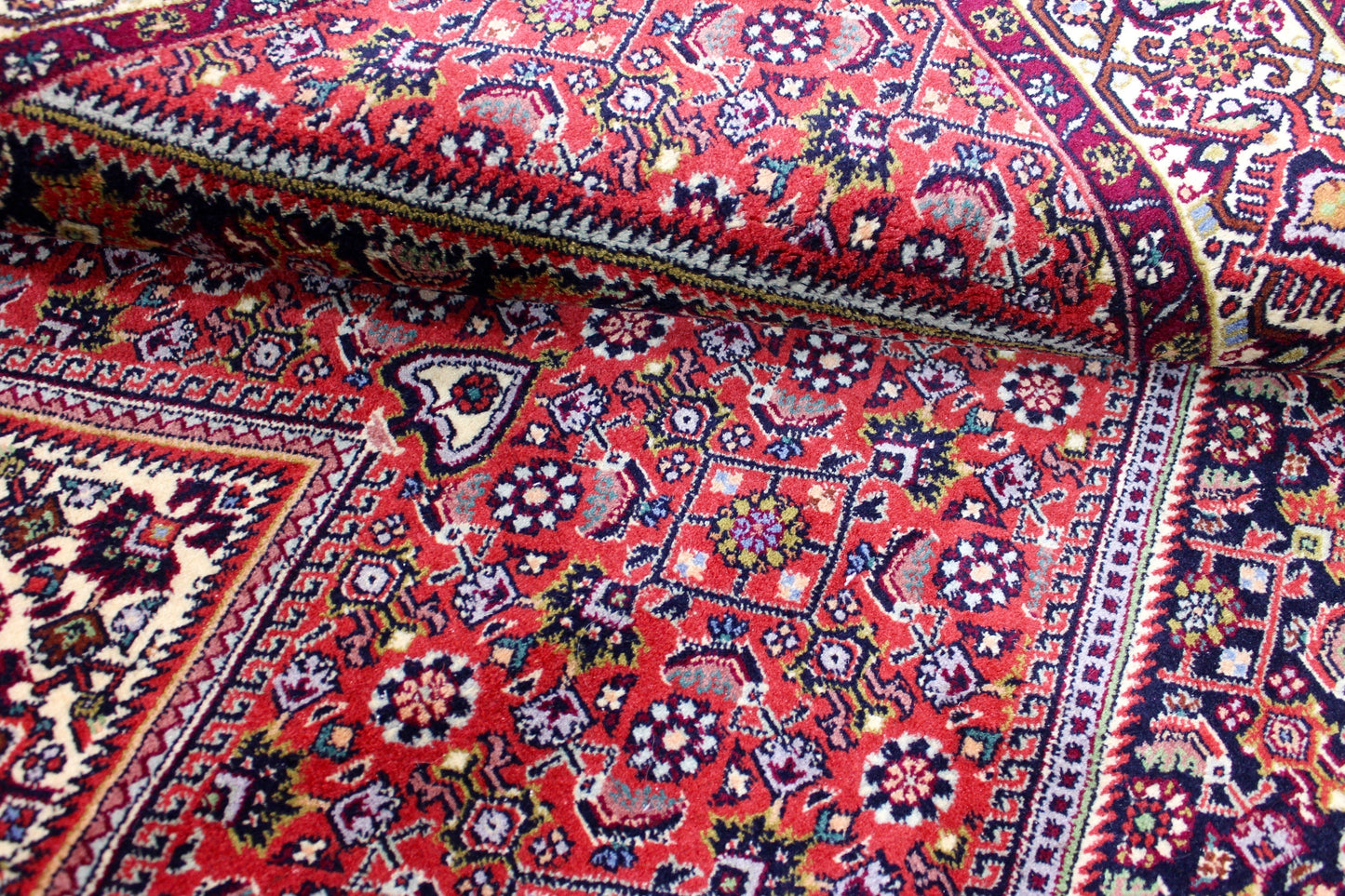 Bidjar Tekab