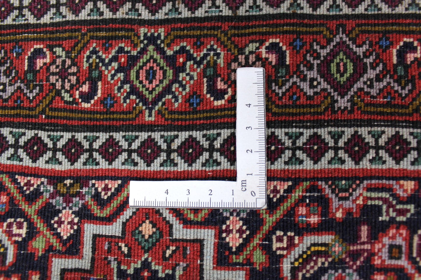 Bidjar Tekab