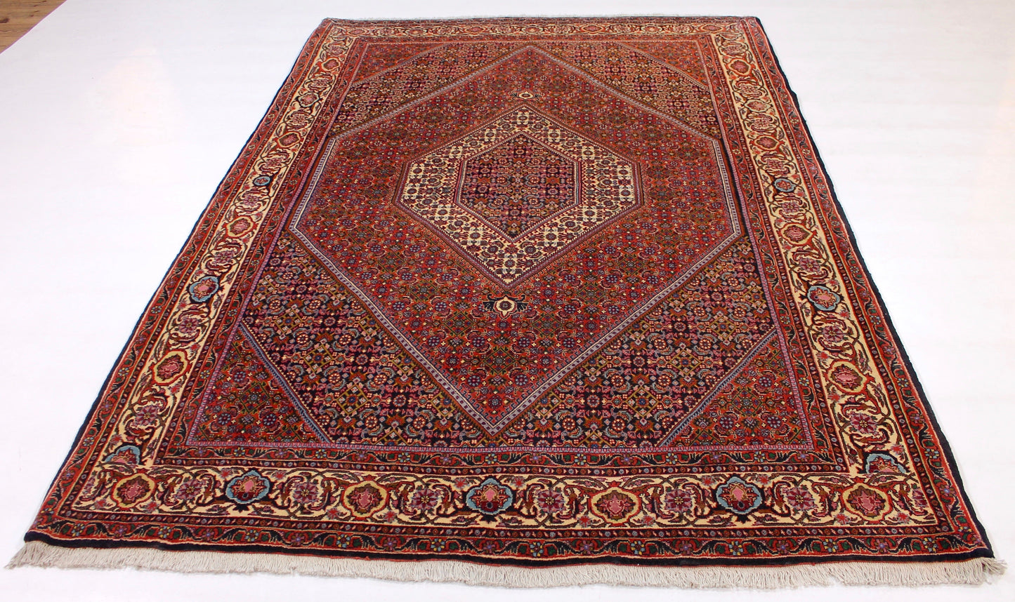 Bidjar Tekab