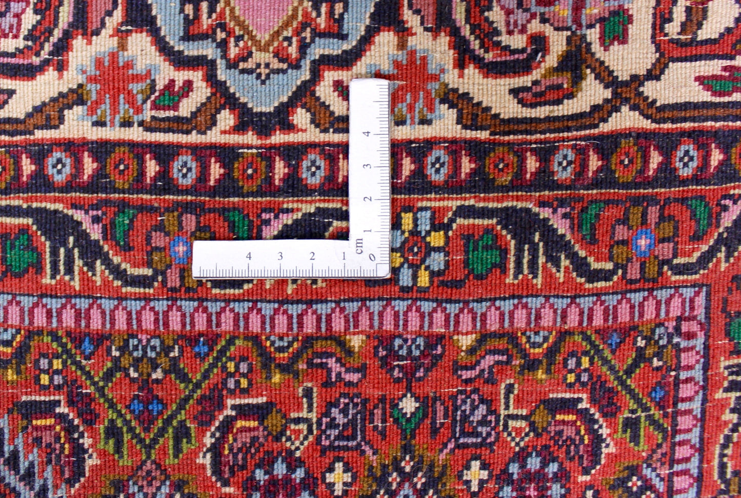 Bidjar Tekab
