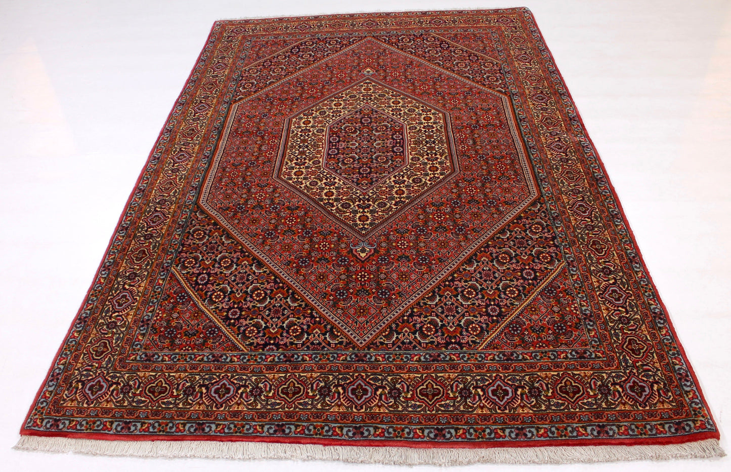 Bidjar Tekab