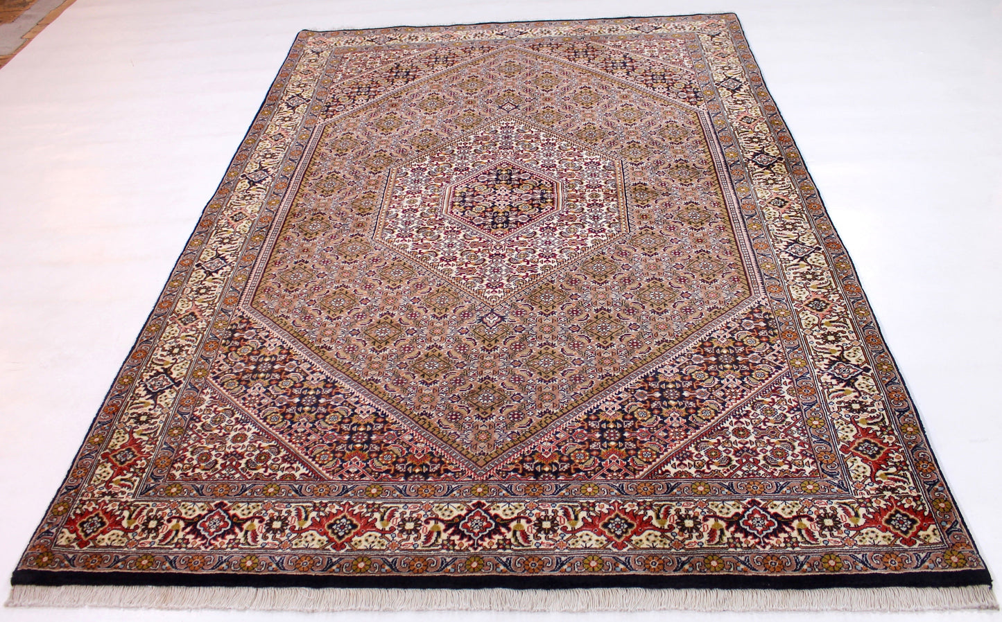 Bidjar Tekab