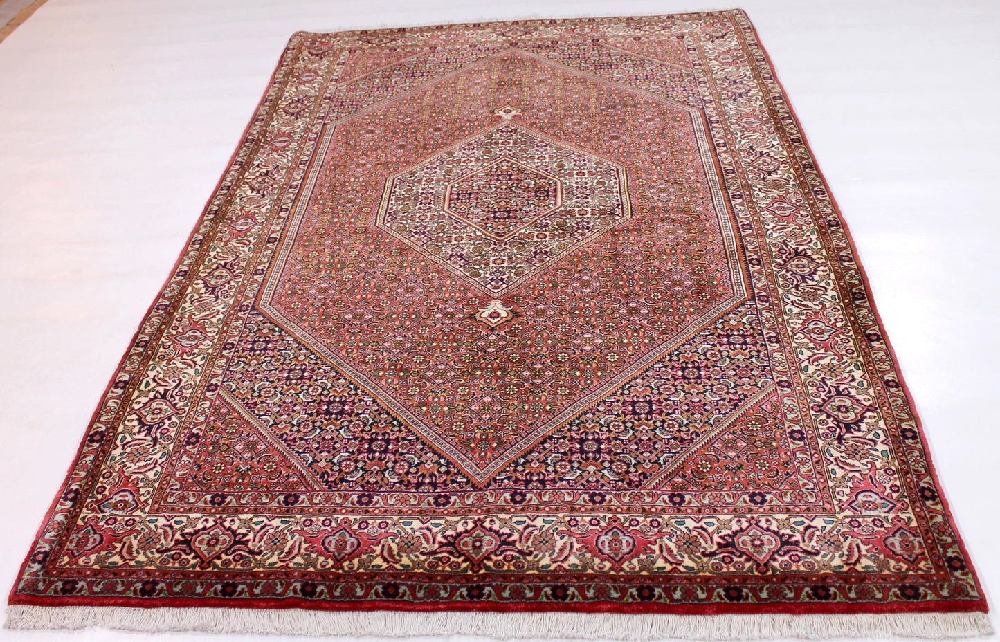 Bidjar Tekab