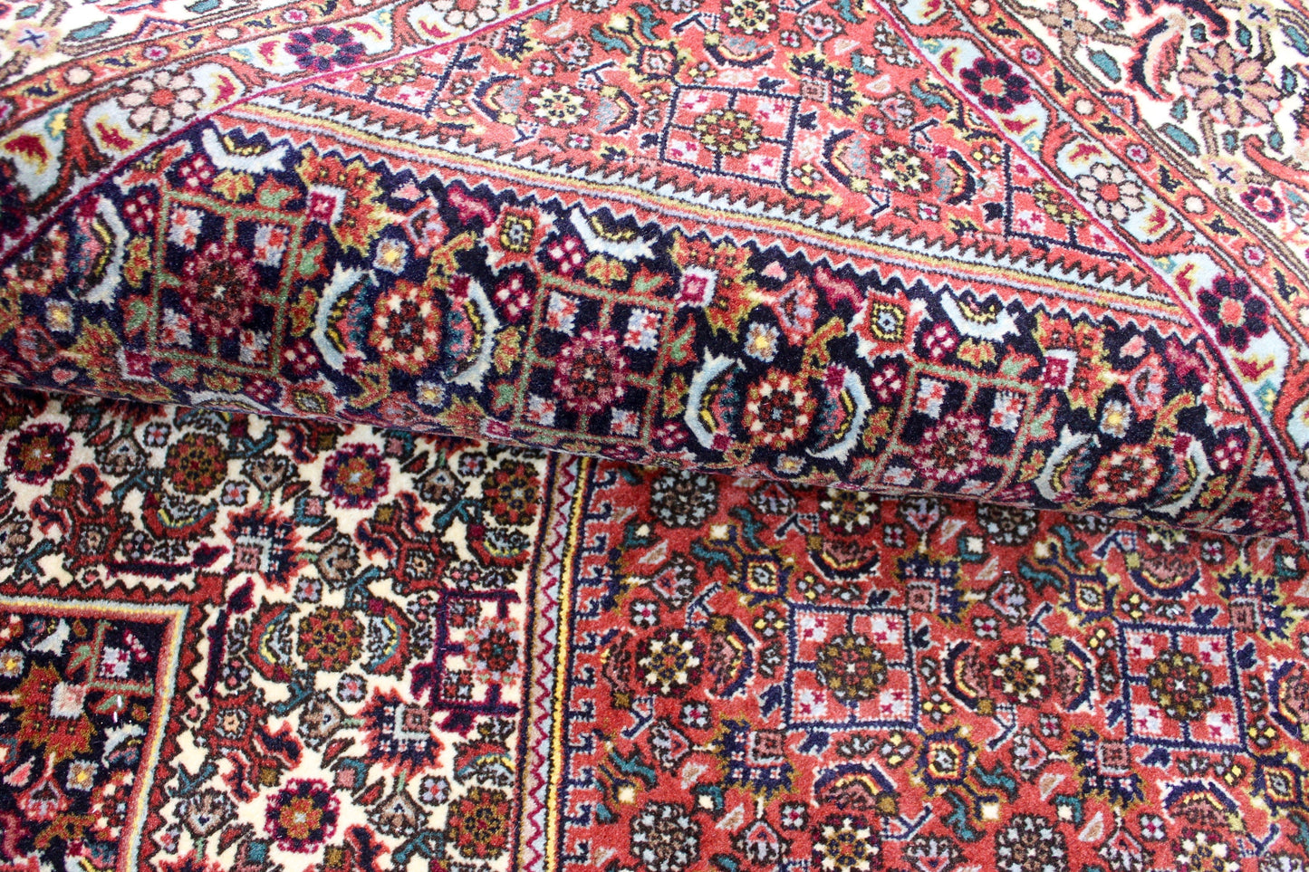 Bidjar Tekab
