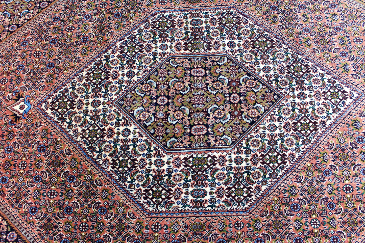 Bidjar Tekab