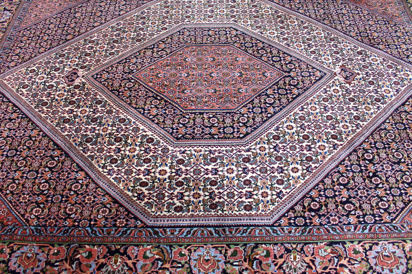 Bidjar Tekab