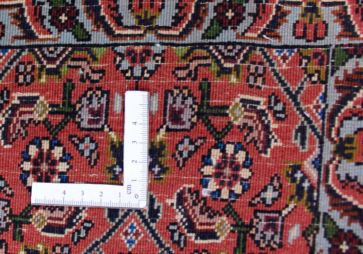 Bidjar Tekab
