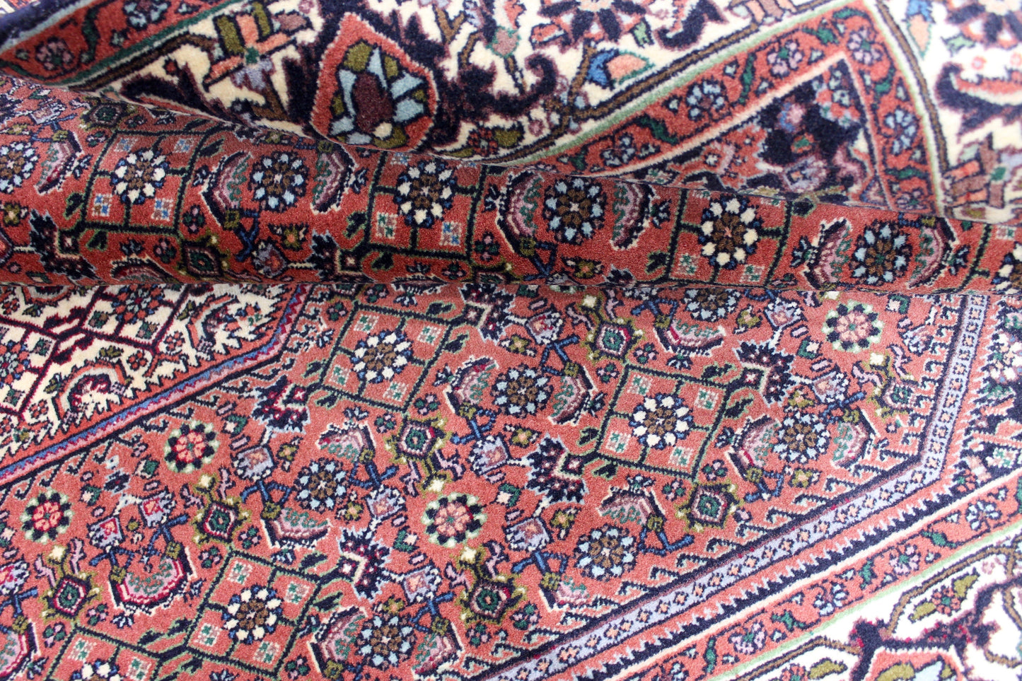 Bidjar Tekab