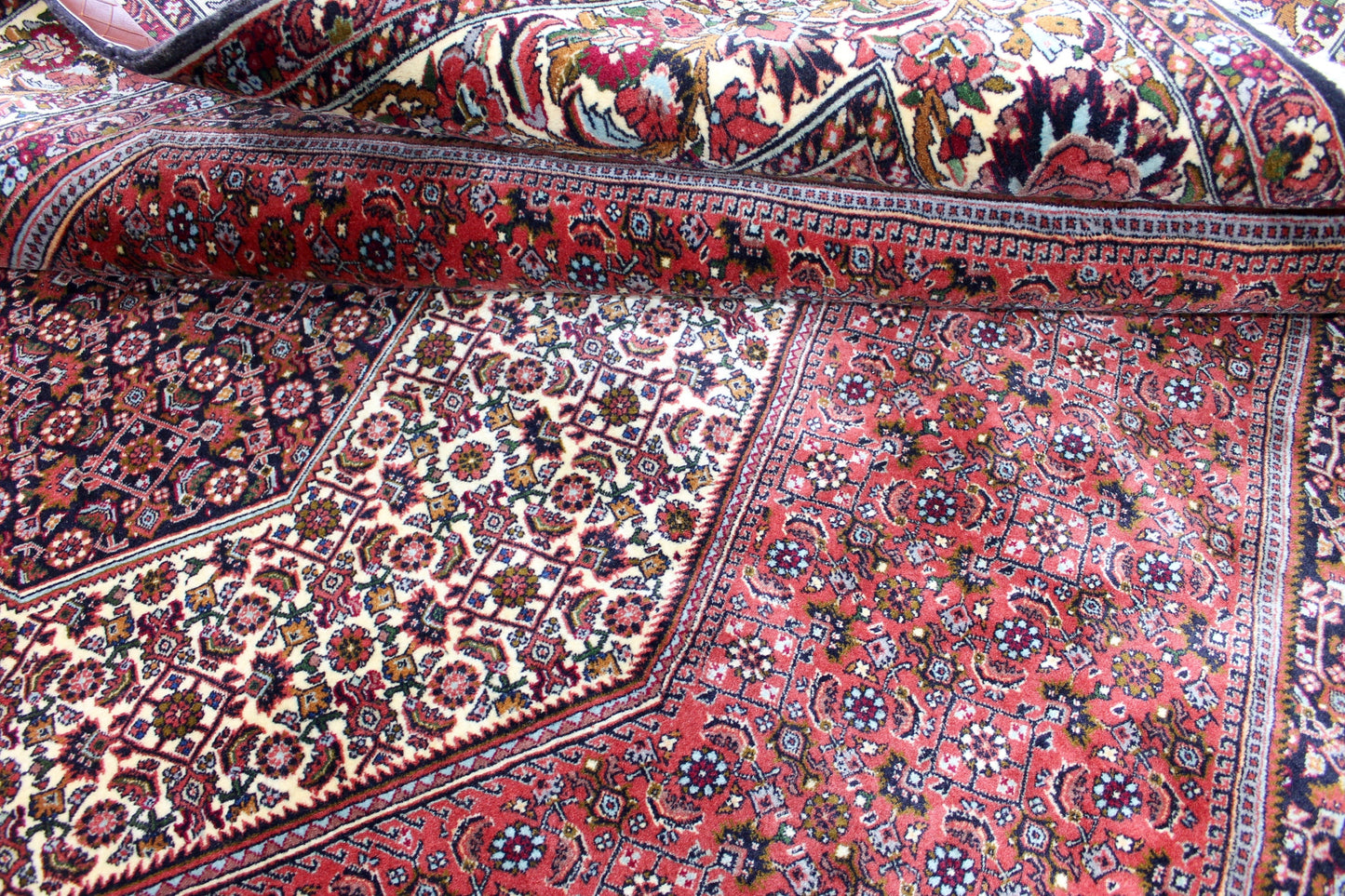 Bidjar Tekab