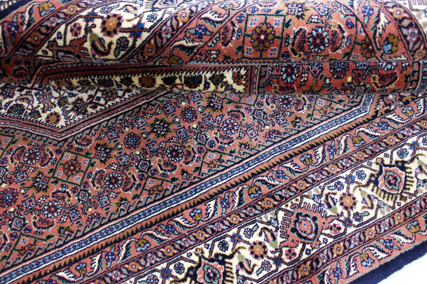 Bidjar Tekab