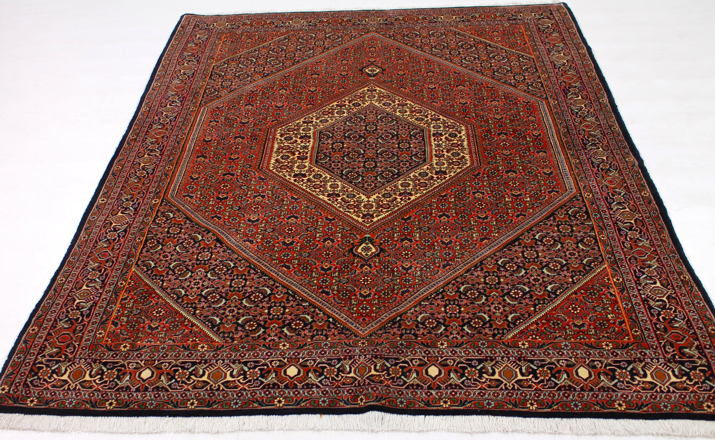 Bidjar Tekab