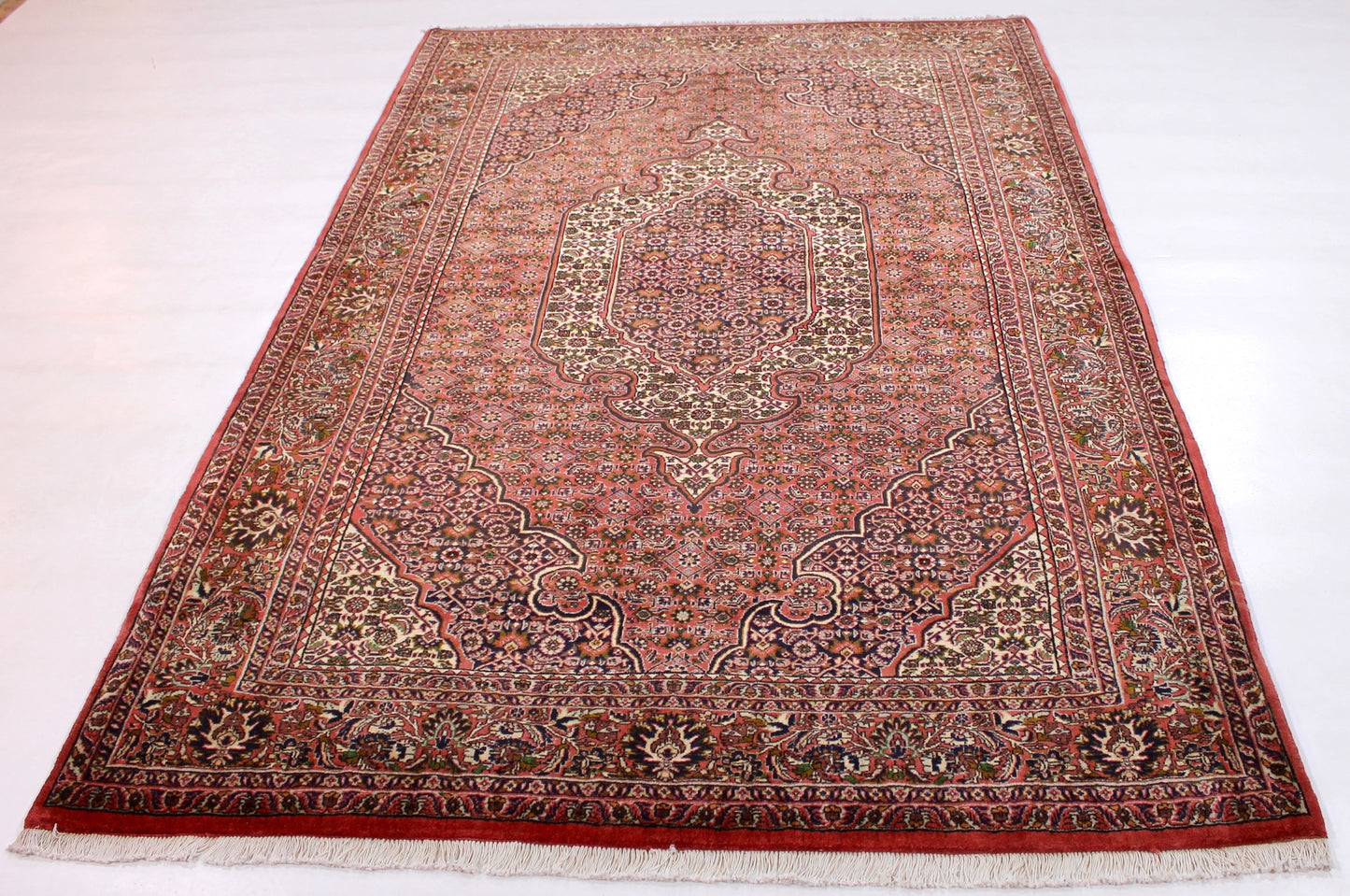 Bidjar Tekab
