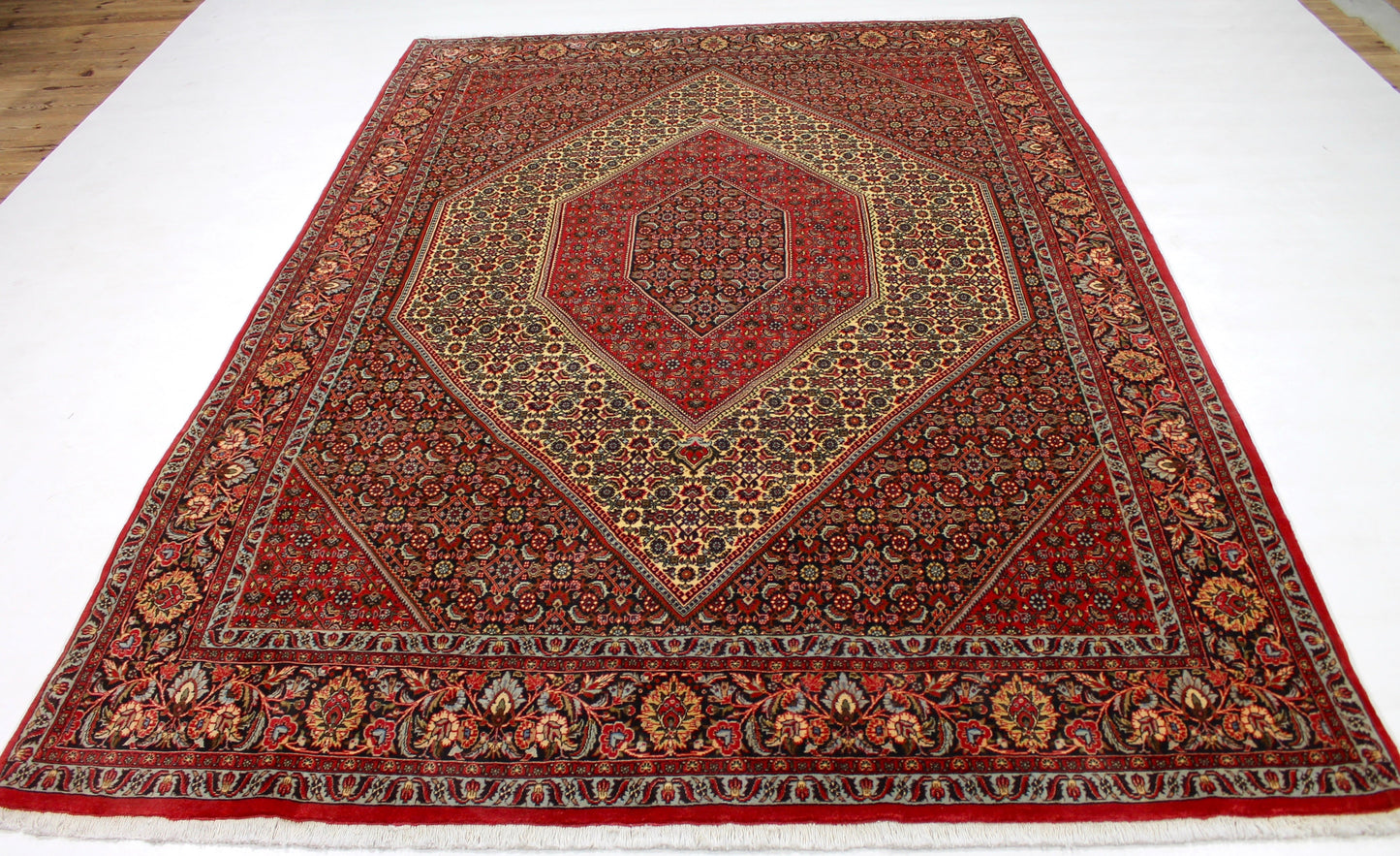 Bidjar Tekab