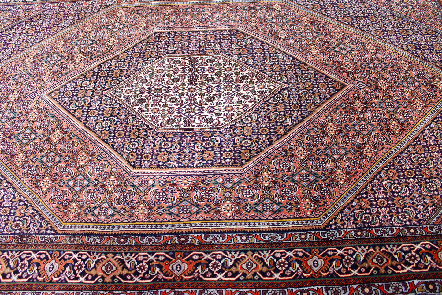 Bidjar Tekab