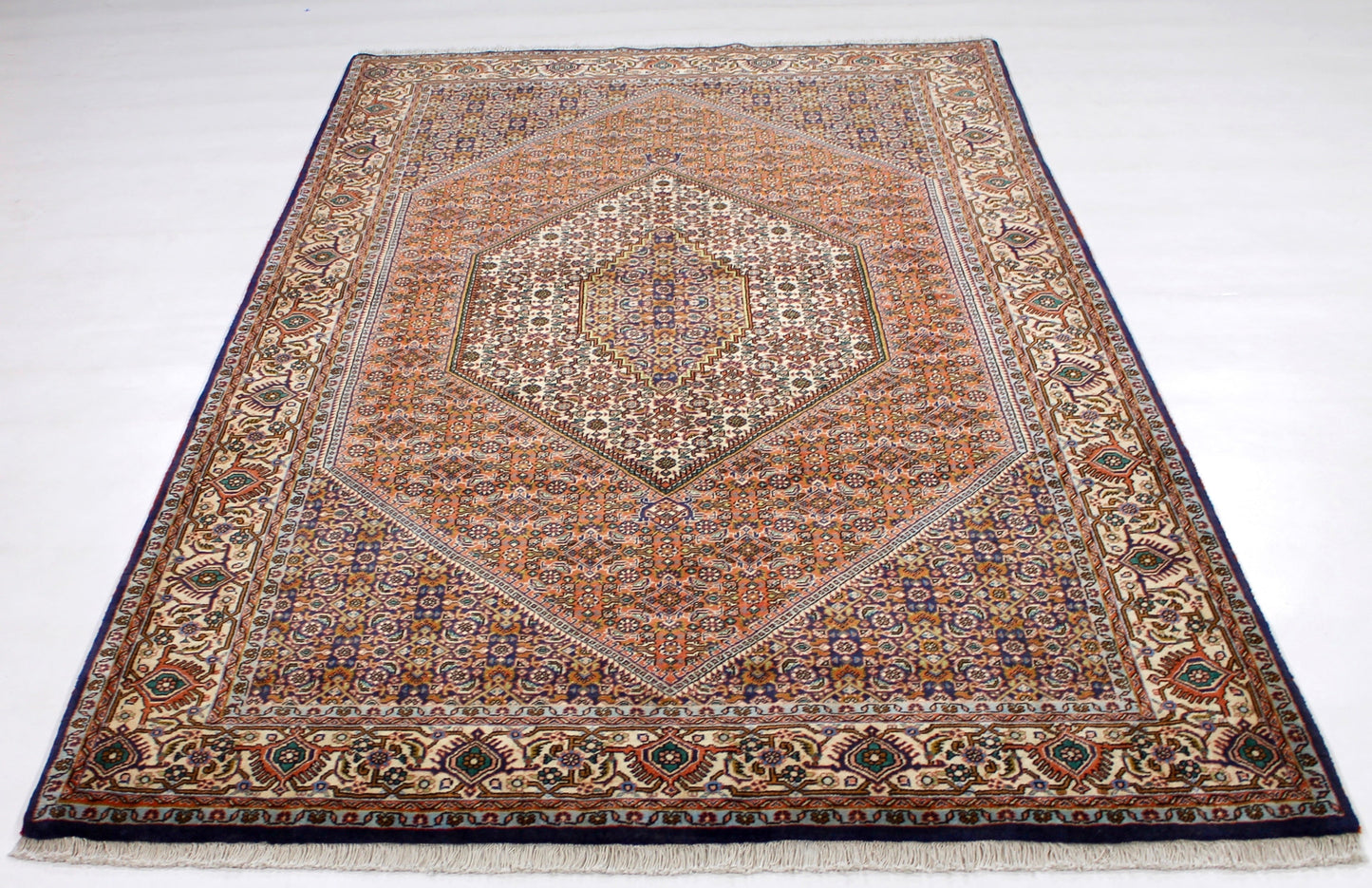 Bidjar Tekab